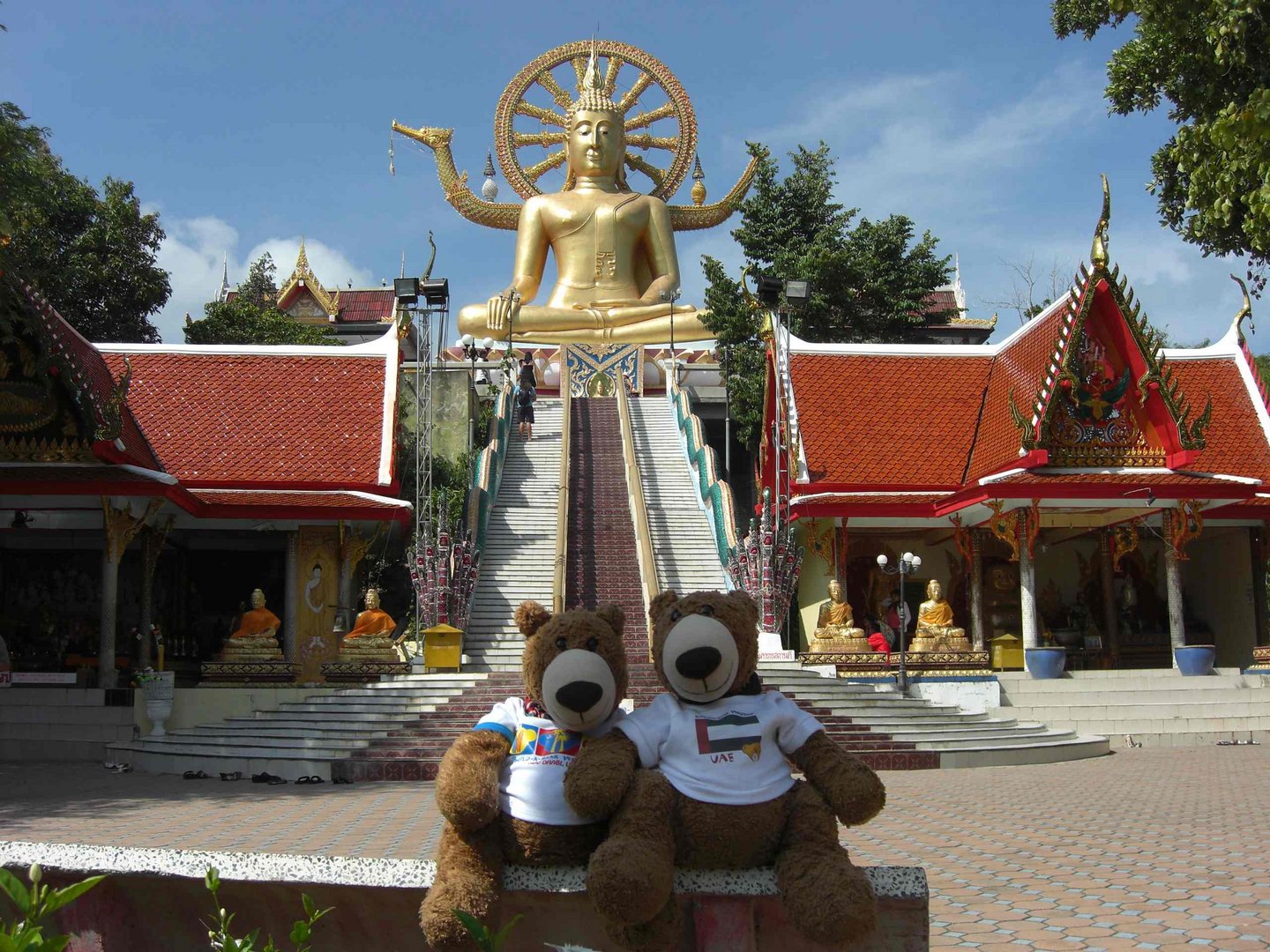 *sich ehrfürchtig vor dem BIG BUDDAH verneig*