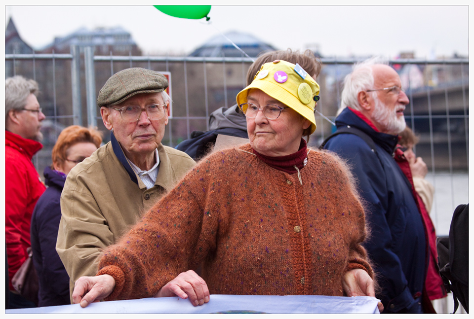 sicher nicht ihre erste demo