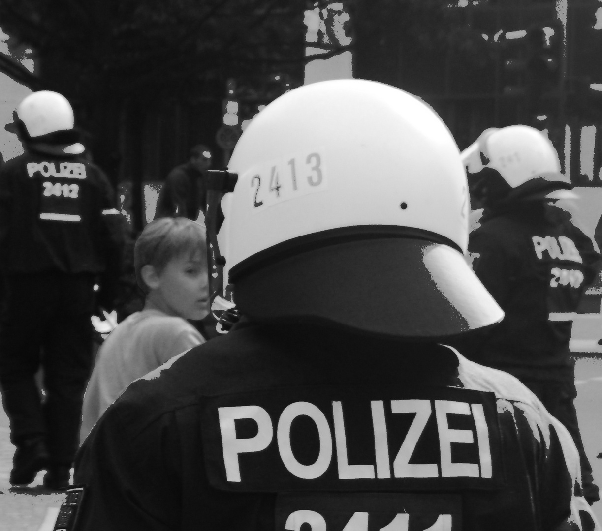 Sicherheit durch Angst?