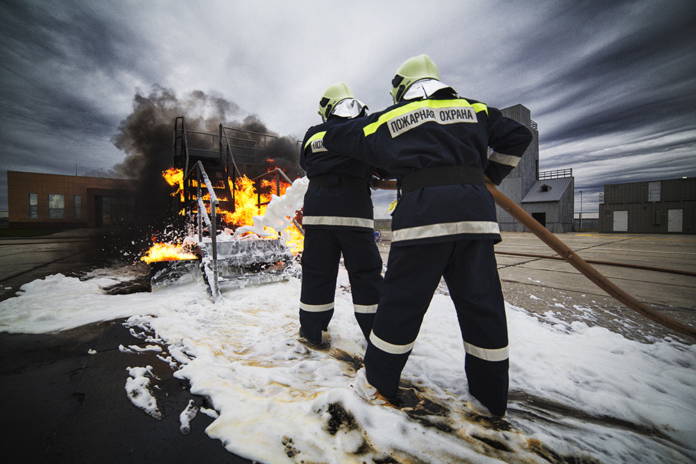 Sicherheitstraining für Ölplattformarbeiter