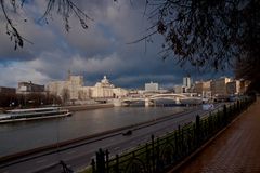 Sicht auf das weisse Haus in Moscow