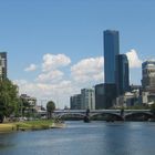 Sicht auf Melbourne vom Yarra River aus