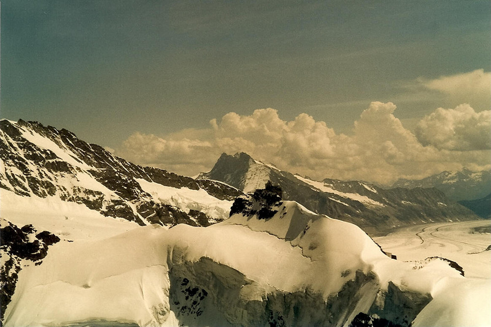 Sicht auf Sphinx aus Heli