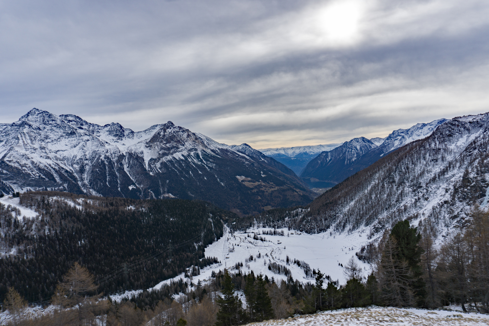 Sicht ins Puschlavertal  Graubünden Schweiz 