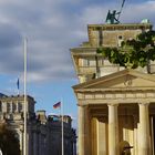 Sicht vom Brandenburger Tor auf den Reichstag