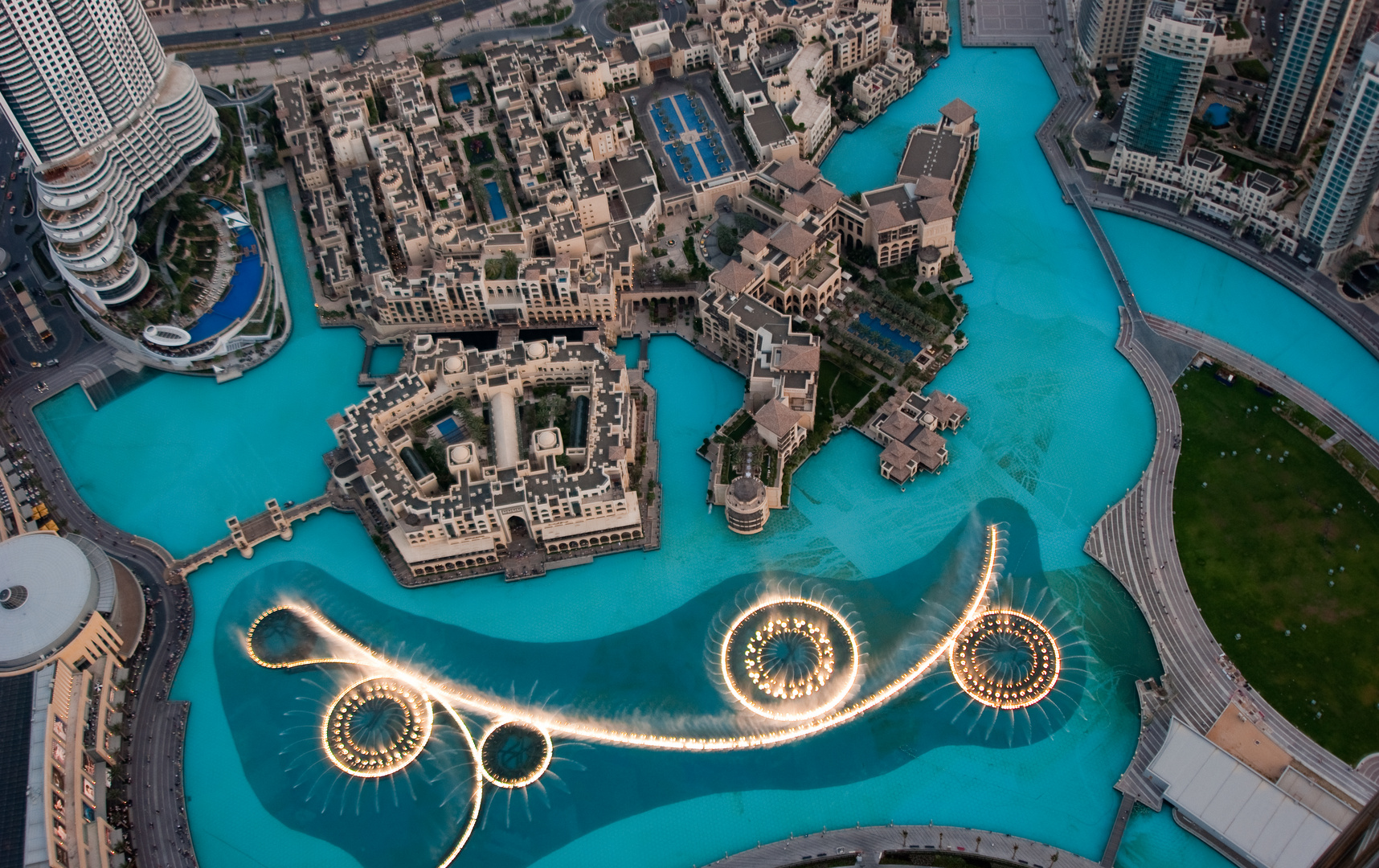 Sicht vom Burj Khalifa auf die Fountain