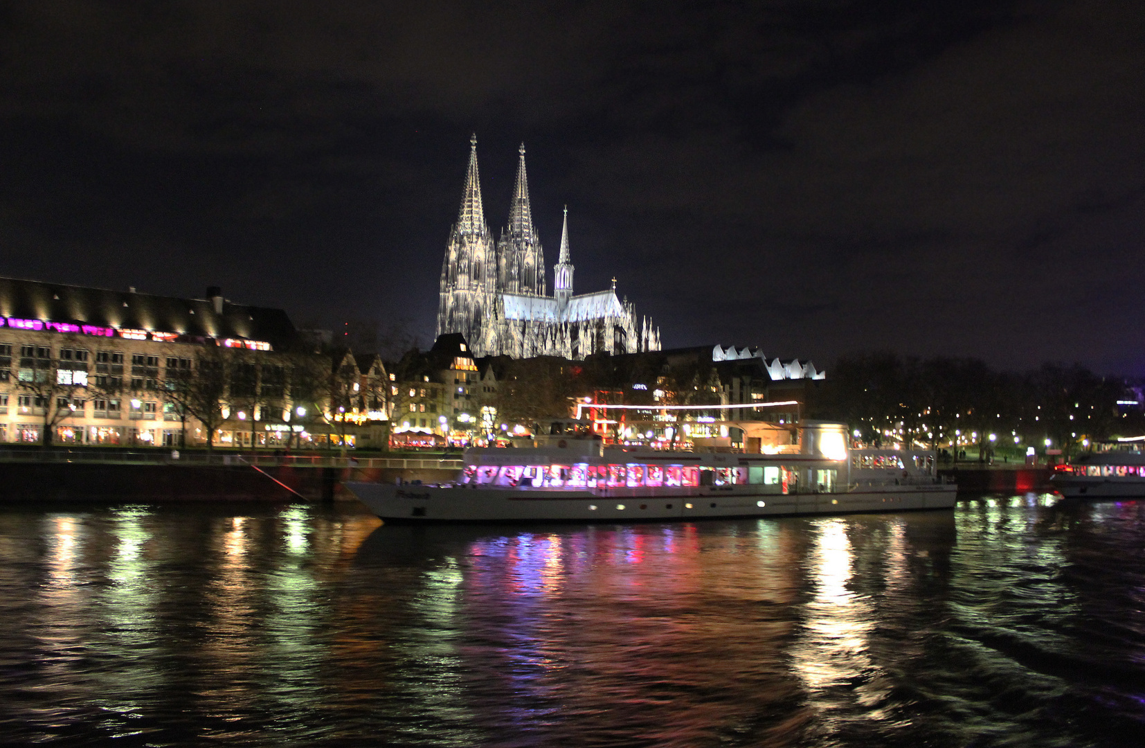 Sicht vom Rhein