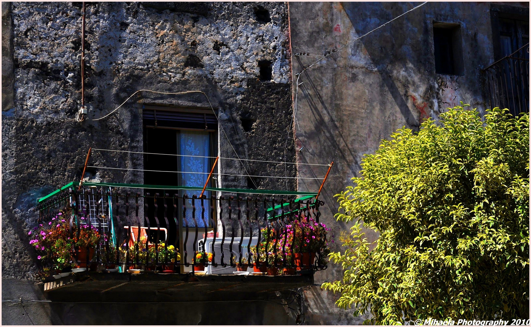 Sicilian balcony