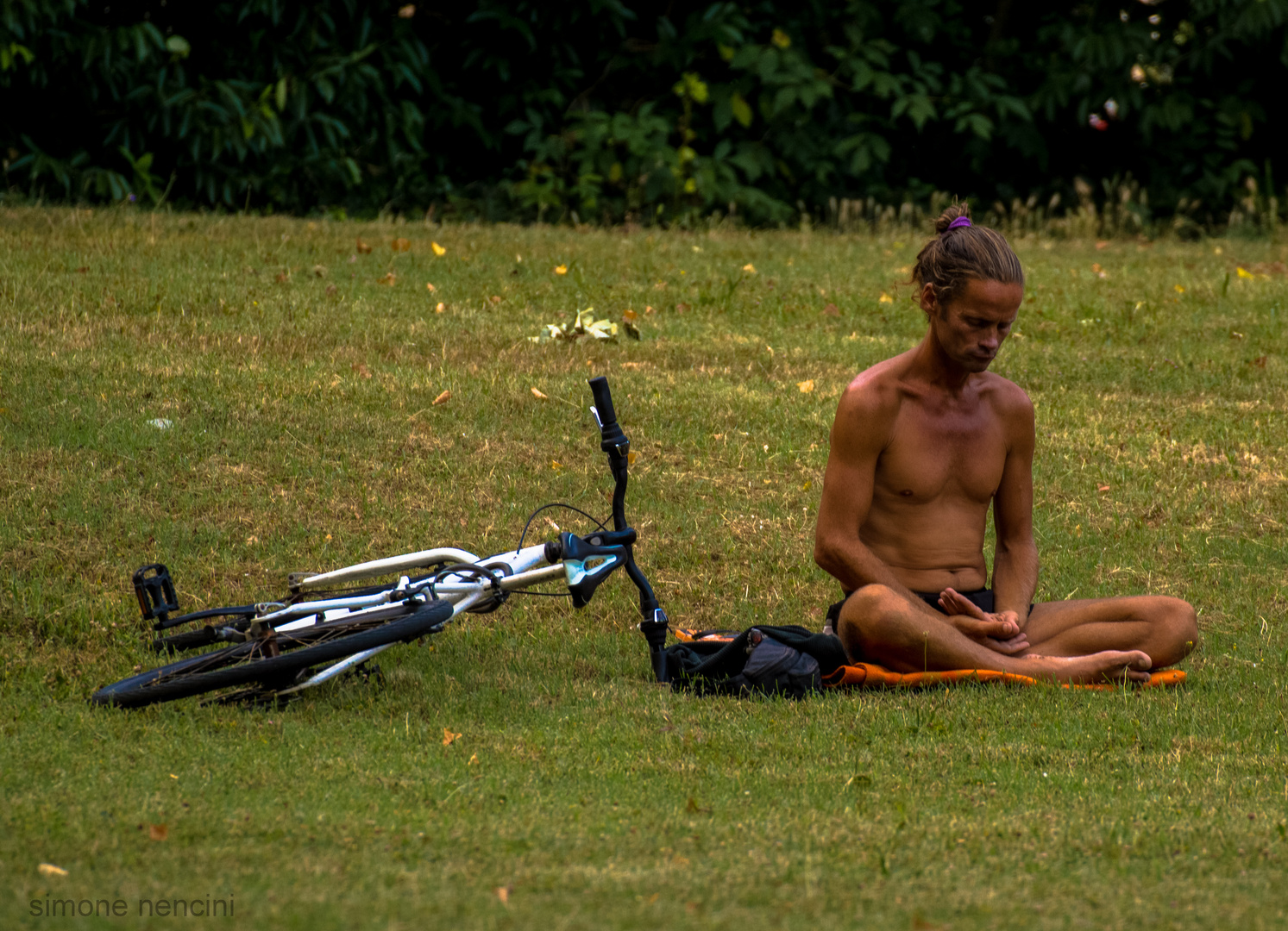 Siddhartha in bicicletta.