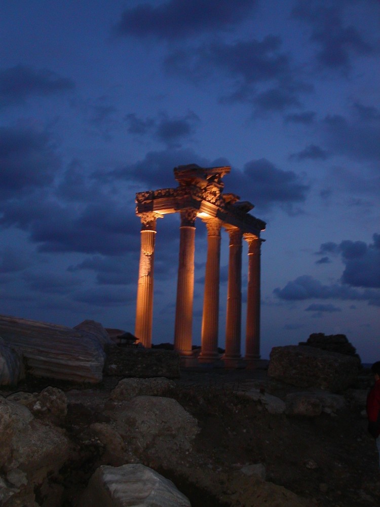 Side Apollon Tempel