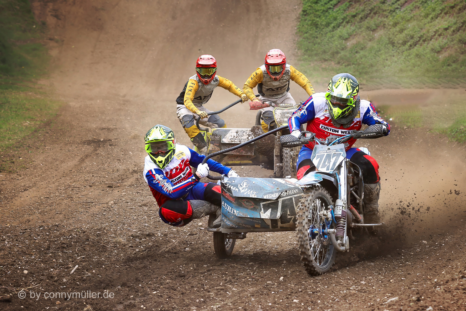 SidecarCross