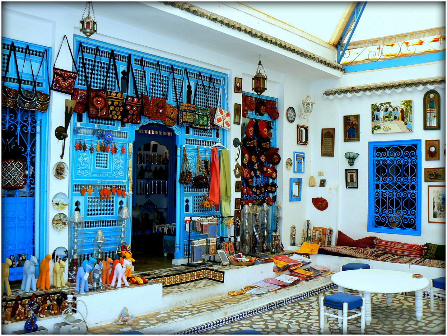 SIDI - BOU - SAID '- 7 -