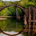 Sie ist fast fertig Restauriert. Die Rakotzbrücke im Kromlau