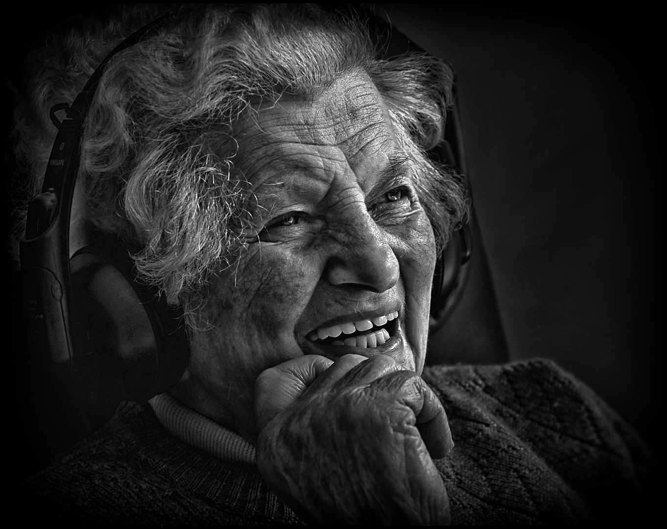 Sie mag Musik nur wenn sie laut ist Foto Bild archiv Sie mag Musik nur wenn sie laut ist Foto Bild archiv