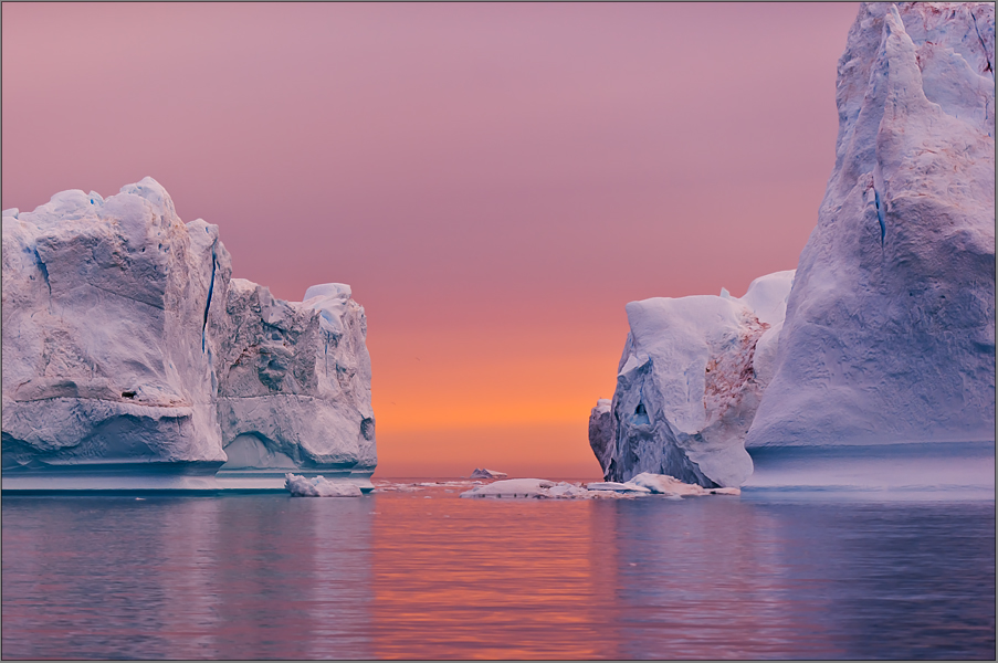 sie segeln dahin, die eisberge.