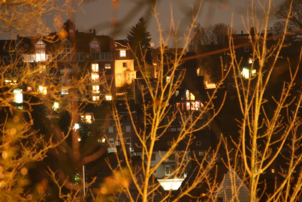 Siedlung bei Nacht