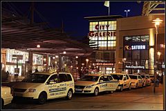 Siegen, Bahnhofsvorplatz und Blick auf Citygalerie