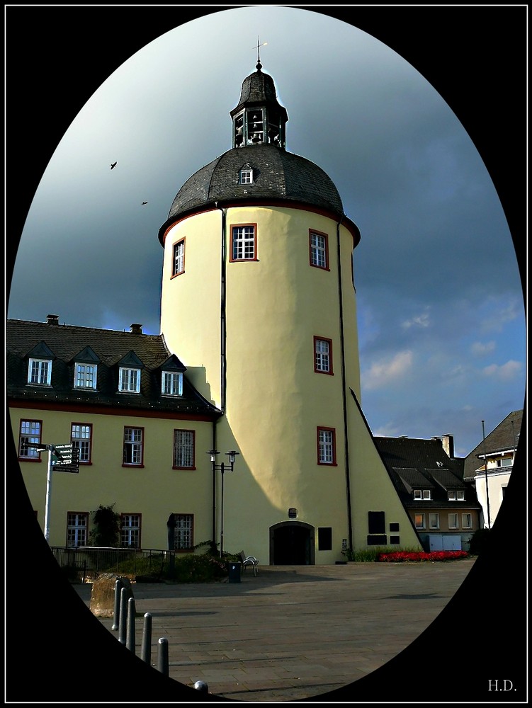 Siegens "Dicker Turm" vom Schloßlatz aus gesehen