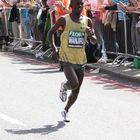 Sieger Samuel Wanjiru (KEN) beim Flora-London-Marathon 2009