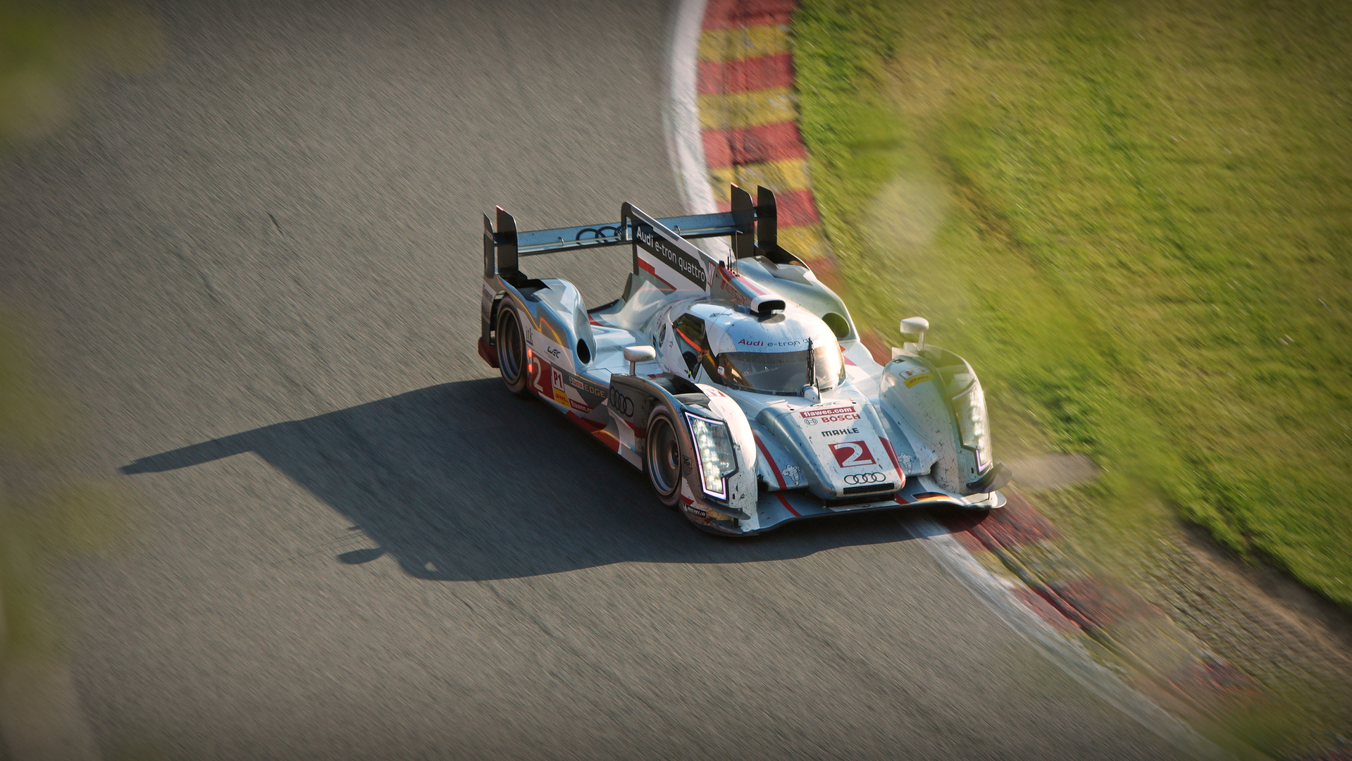 Sieger von Le Mans 2013 Audi R18 e-tron quattro Startnummer 2