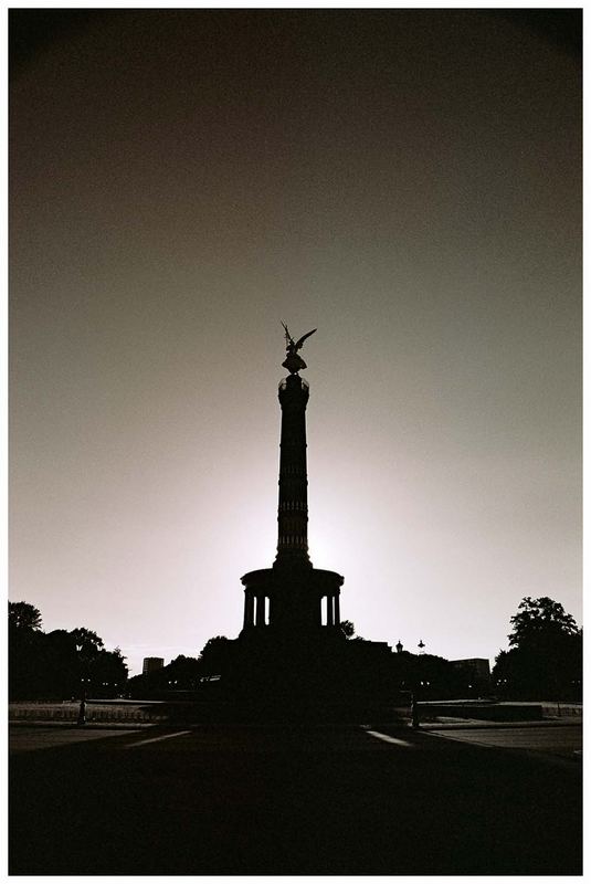 Siegessäule im Gegenlicht