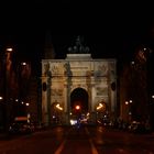 Siegestor - München bei Nacht