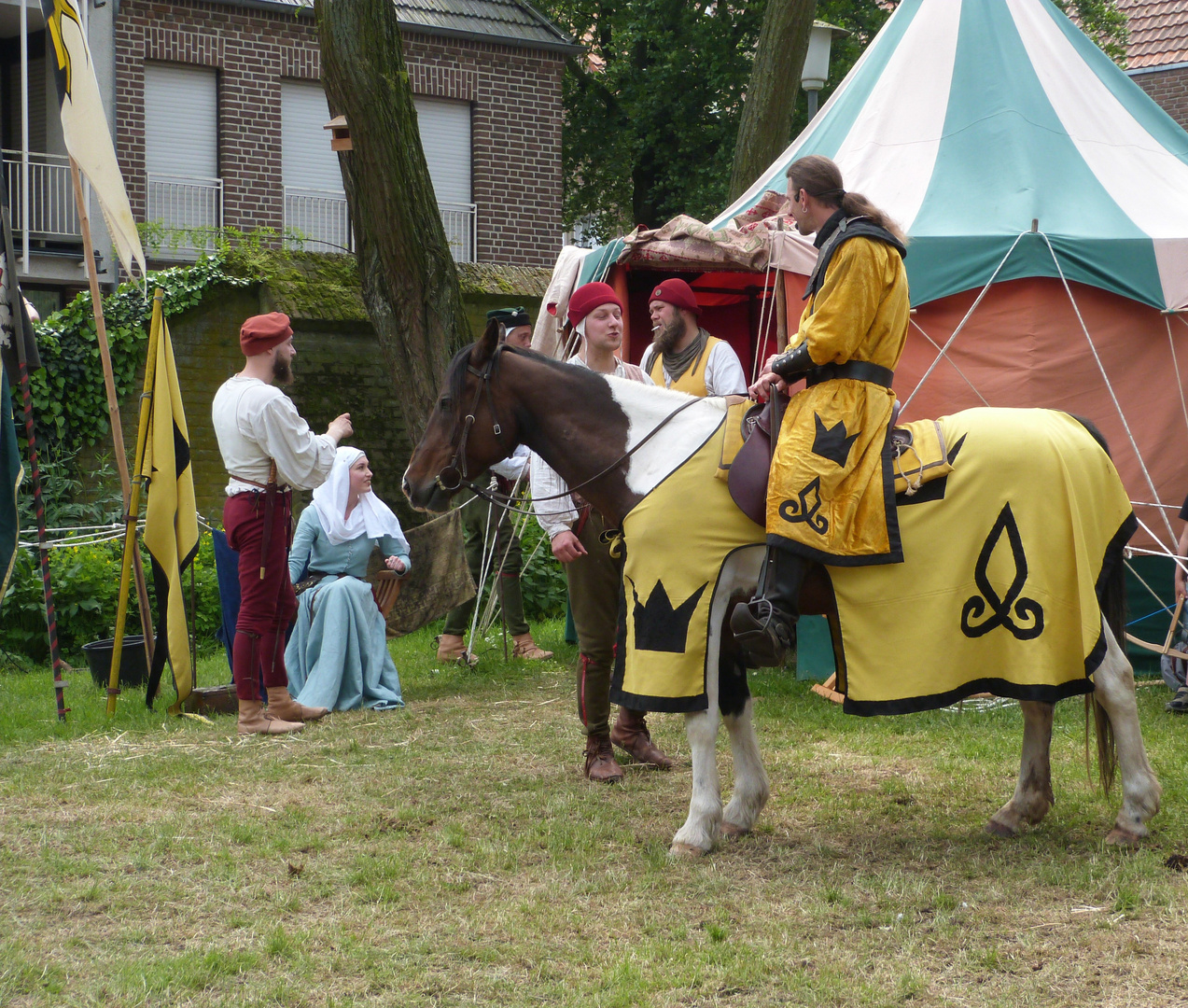 Siegfried zu Xanten, hoch zu Ross