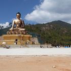 Sieh nicht auf die goldene Maske, sondern auf das Gesicht des Buddha dahinter. (Aus China)