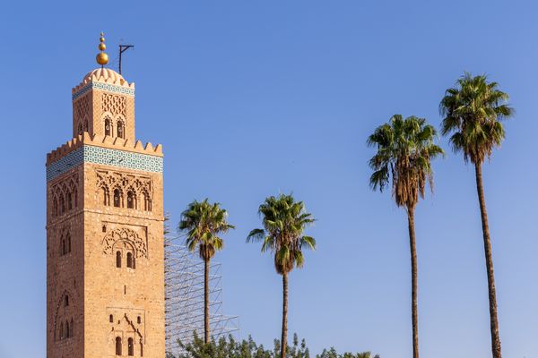 Sieht eher aus wie ein Kirchturm als ein Minarett