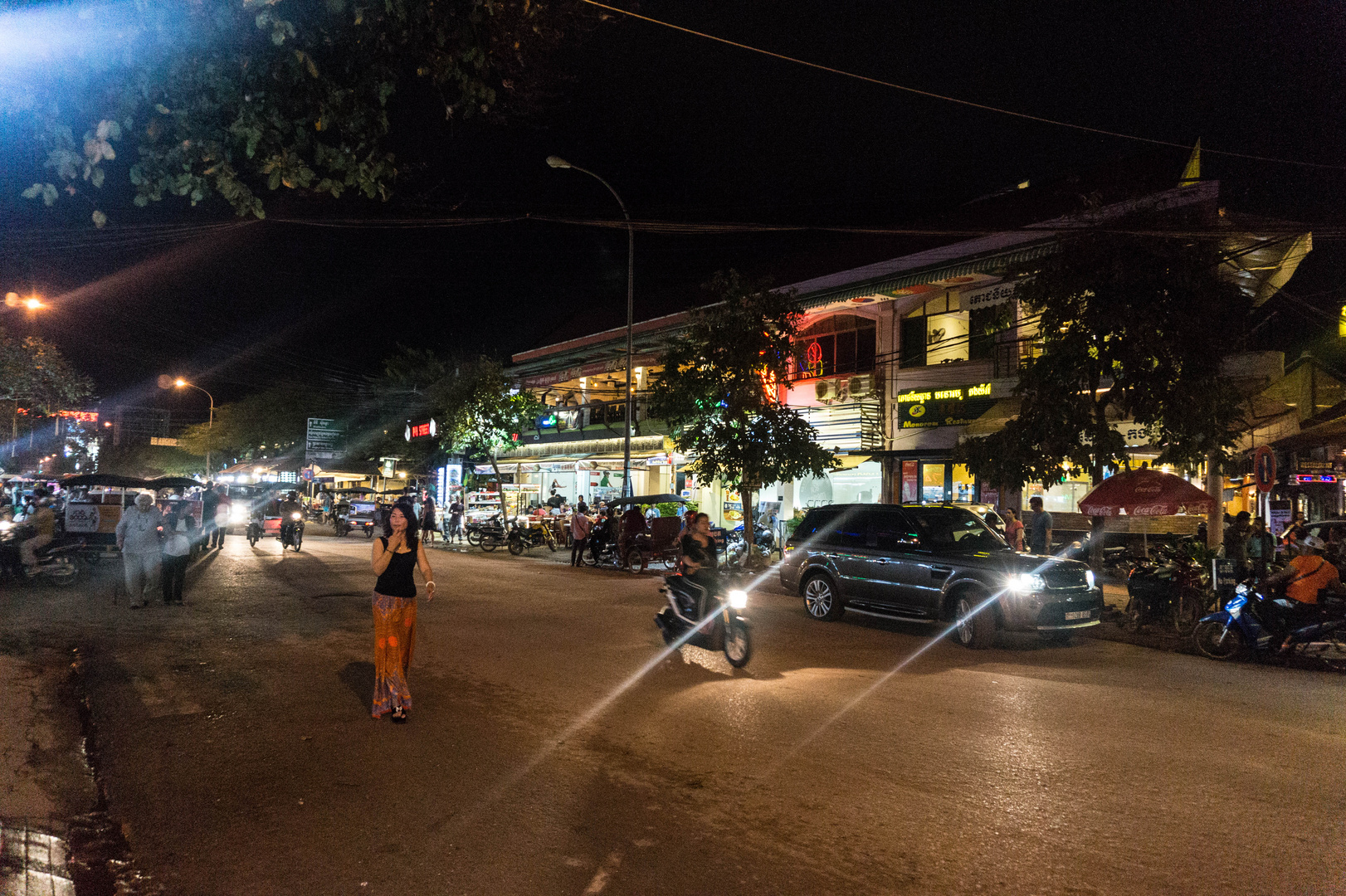 Siem Reap Traffic by Night 2