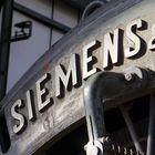 Siemens strahlt . . .