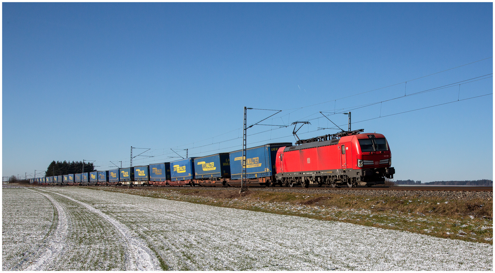 Siemens Vectron  mit Walterzug 