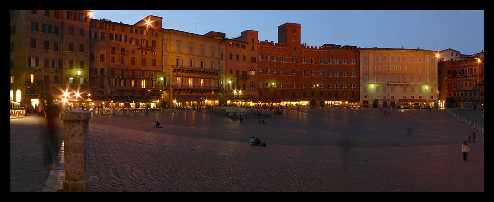 Siena bei Nacht