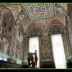 siena  duomo..libreria piccolomini affreshi di pinturicchio anno 1492