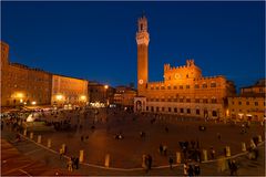 Siena @ Night