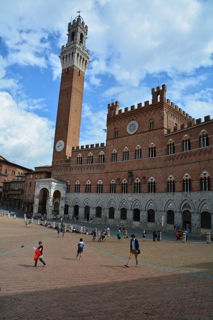 Siena piazza del Campo I