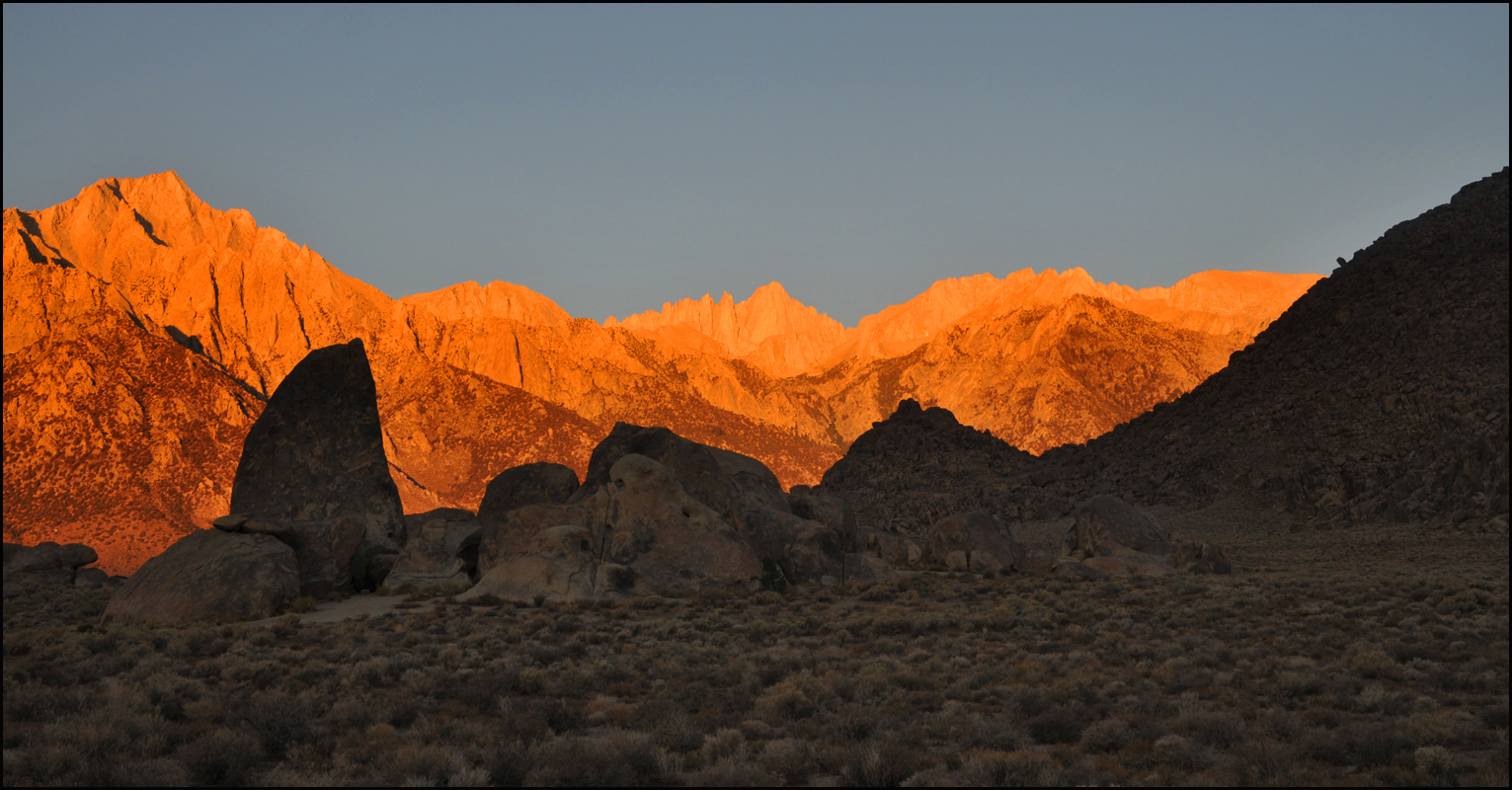 Sierra Nevada mit Mt. Whitney im Morgenlicht