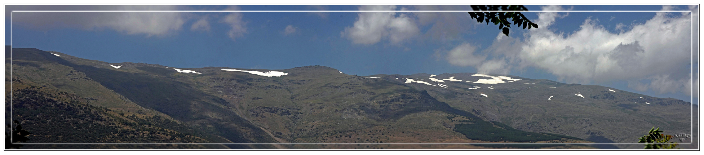 Sierra Nevada vista desde las Alpujarras, Granada. Pano (7 Img.)