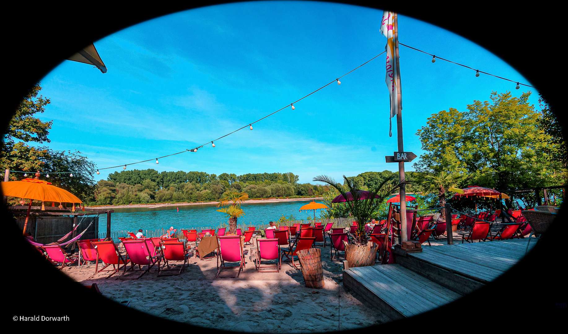 Siesta an der Rheinstrandbar in Speyer