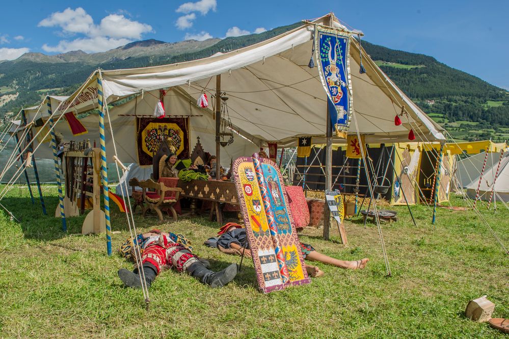 Siesta bei den Südtiroler Ritterspielen,