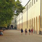 Siesta im Hofgarten