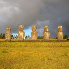 "Siete Moais" (die sieben Moais) auf dem Ahu Akivi (Osterinsel / Rapa Nui)