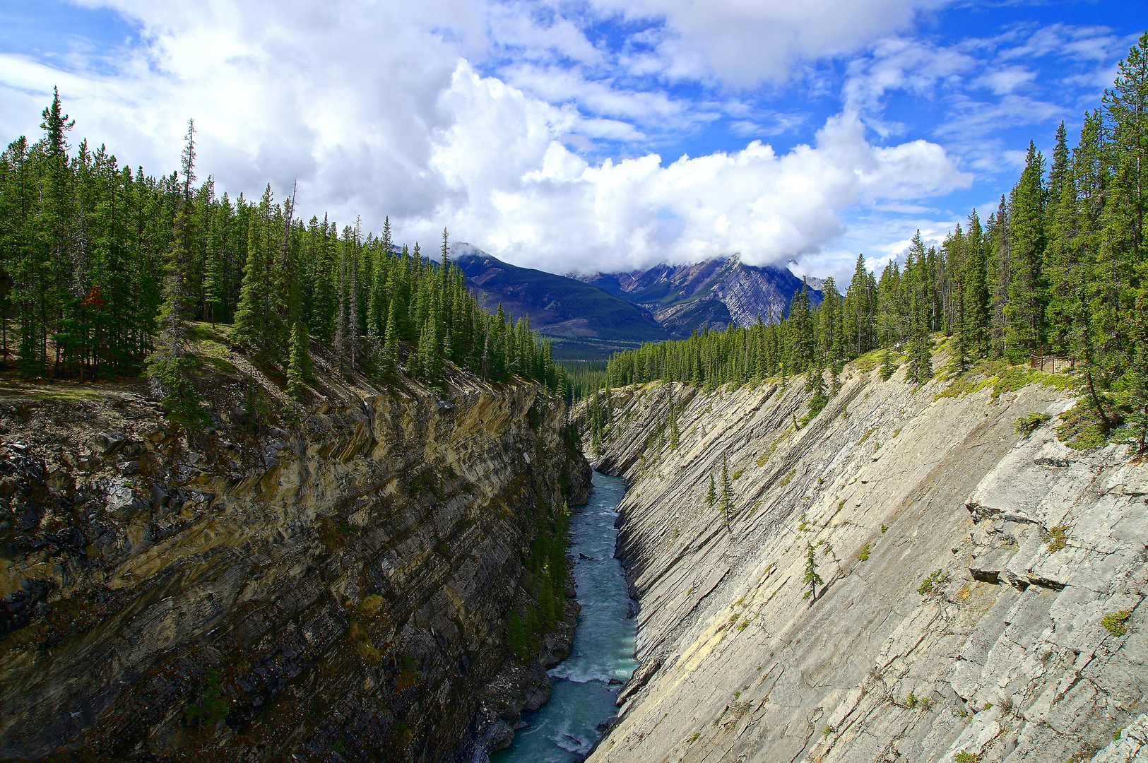 Siffleur Canyon, Canada