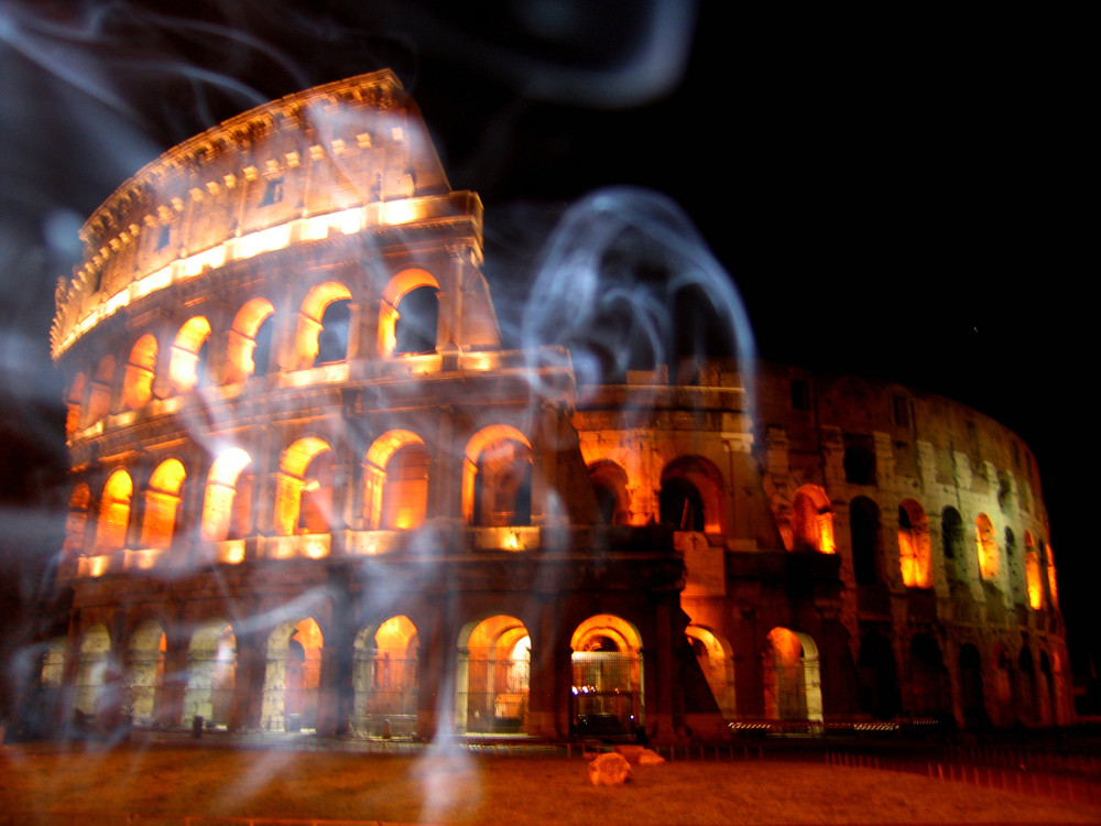 Sigaretta al Colosseo