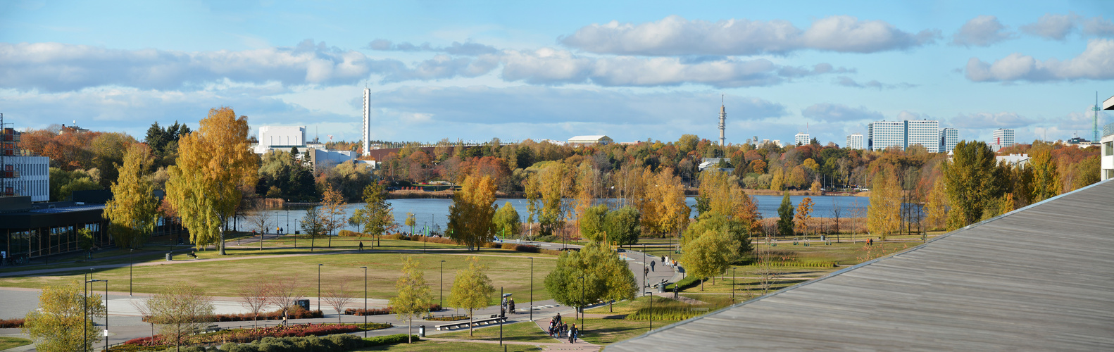 Sight from the roof of Oodi to Töölönlahti