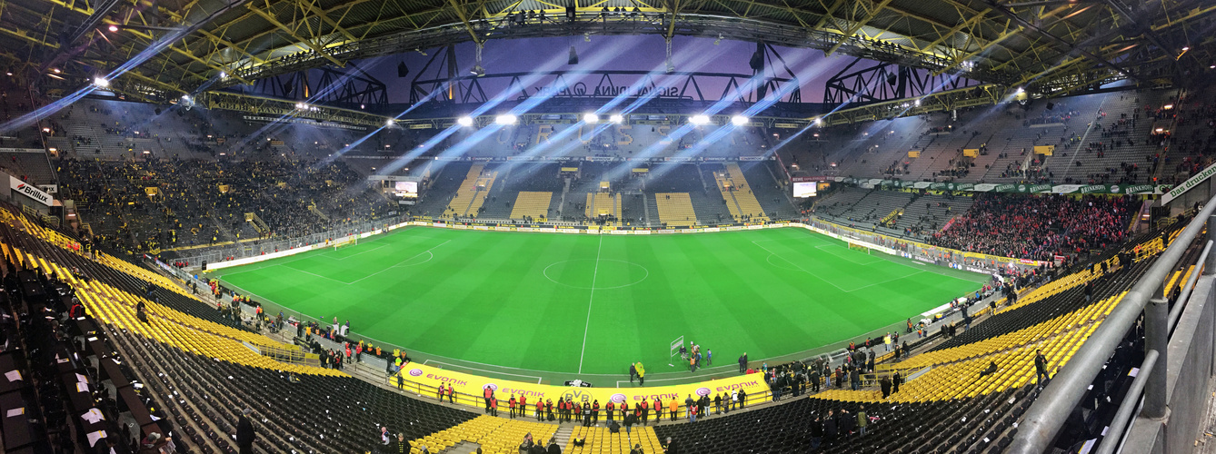 Signal Iduna Park Dortmund (Westfalenstadion) Faltin Travel Reisegäste