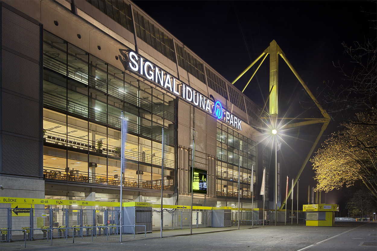 Signal Iduna Park - Haupteingang