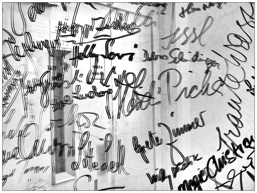 Signatures sur miroir