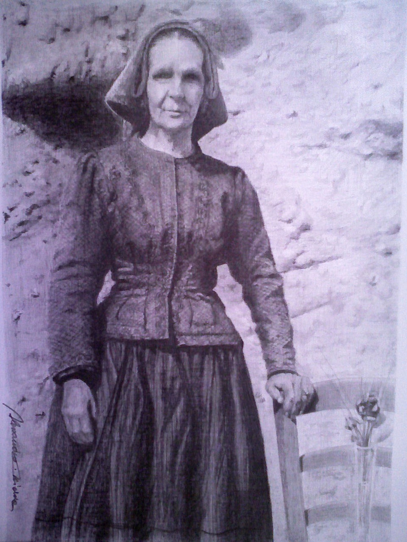 Signora in costume sardo