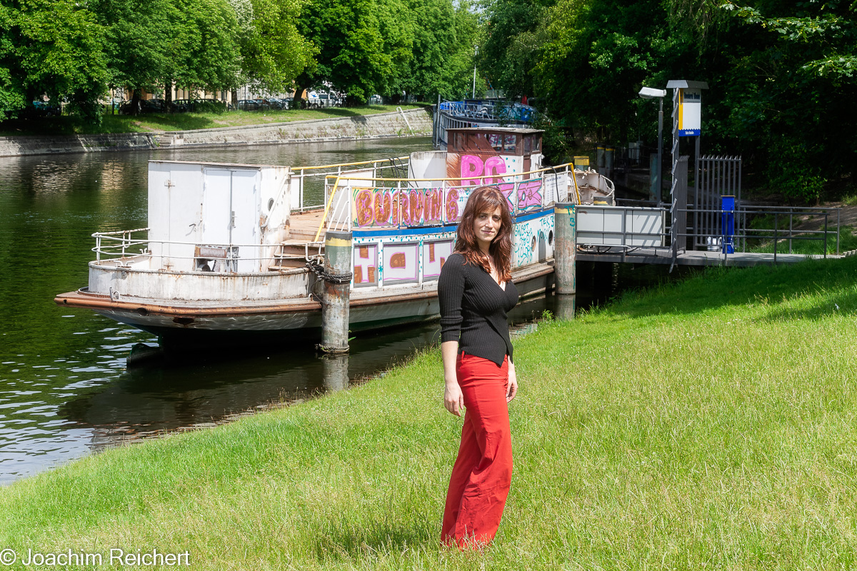 Sigrid am Lamdwehrkanal von Berlin-Kreuzberg